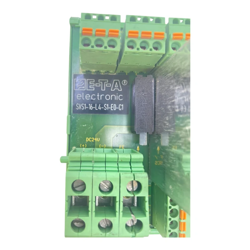 E-T-A SVS1-16-L4-S1-E0-C1 Stromverteiler mit 13x ESS1-003-DC24V-3A Schutzschalte
