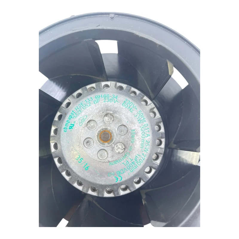 Ebmpapst Radialventilator 230 V mit Außenläufermotor R2E133-BH66-34 Ebmpapst
