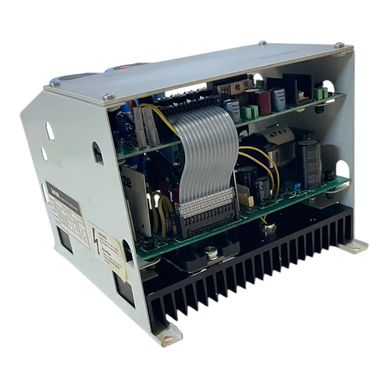 Lenze 613 E 1F Frequenzumrichter für industriellen Einsatz Frequenzumrichter