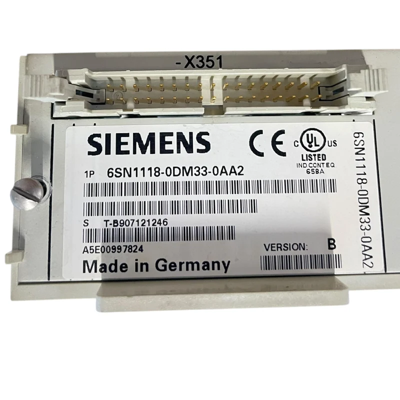Siemens 6SN1118-0DM33-0AA2 Regelungseinschub für den Industriellen Einsatz