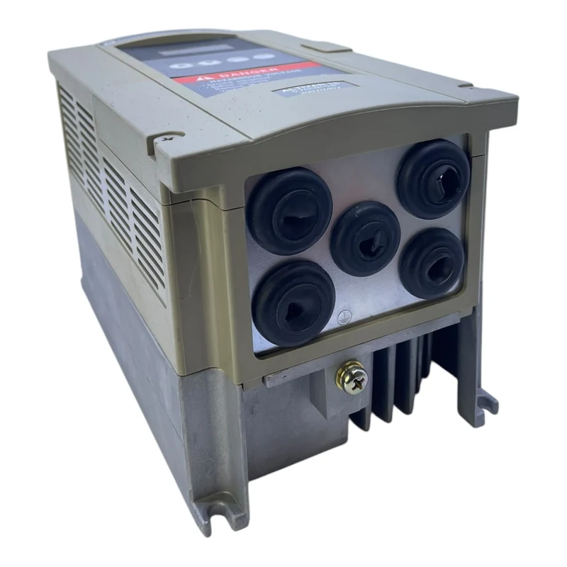 Telemecanique ATV18U418M2 Frequenzumrichter für industriellen Einsatz Umrichter
