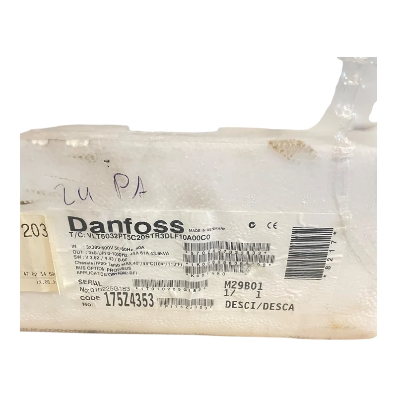 Danfoss VLT5032 175Z4353 VLT5032PT5C20STR3DLF10A00C0 Frequenzumrichter